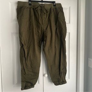 Gap Joggers in Olive Green Size XXL